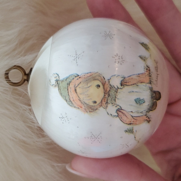 BETSEY CLARK Hallmark Set of 2 Christmas ornaments dated 1975 Keepsake - Picture 4 of 9